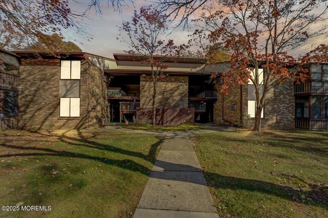 property at 178 Amberly Dr