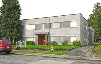 6721 Dow Av in Burnaby, BC - Building Photo - Primary Photo