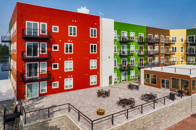 Scholfield Mill Apartments in Schofield, WI - Foto de edificio - Building Photo