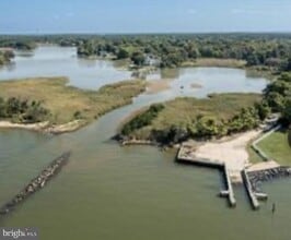 101 Beach Side Dr in Stevensville, MD - Building Photo - Building Photo