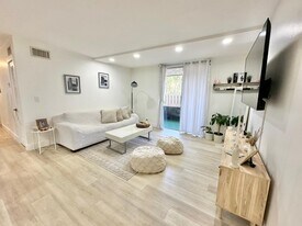 1271 NW 13th St in Boca Raton, FL - Building Photo