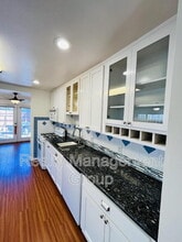 246 Loma Vista Pl in El Cajon, CA - Foto de edificio - Building Photo