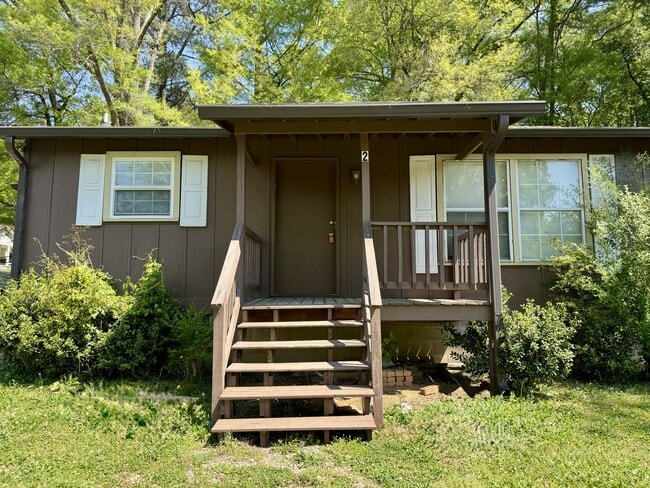 property at 2 Clervue Cir NE