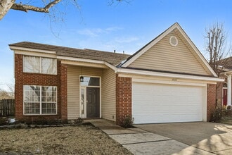 6844 Charlotte Dr in Olive Branch, MS - Building Photo - Building Photo