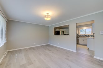 36 Daniel Dr in O'Fallon, MO - Foto de edificio - Building Photo