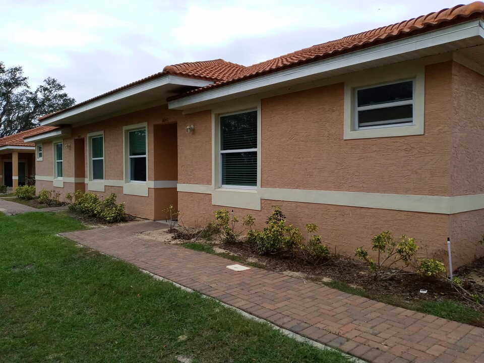 1641 Cumin Dr in Poinciana, FL - Building Photo