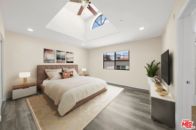 6815 Baird Ave in Los Angeles, CA - Building Photo - Building Photo