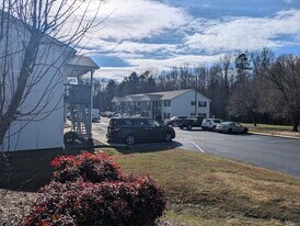 Terrace Trace Apartments in Archdale, NC - Building Photo