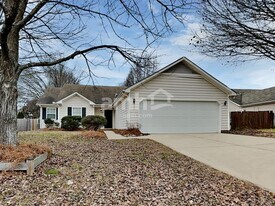 1520 Eagle Watch Ln in Kernersville, NC - Building Photo