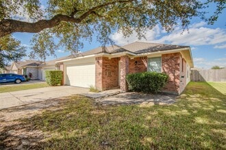 10818 Elgar Ln in Tomball, TX - Building Photo - Building Photo