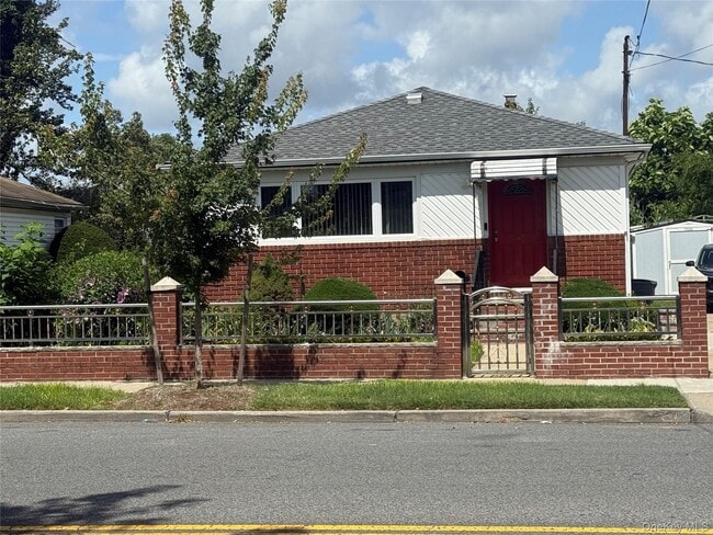 property at 201-35-20120 120th Ave