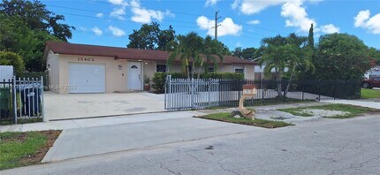 15403 SW 107th Ct in Miami, FL - Building Photo - Building Photo