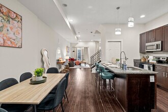 826 N Broad St in Philadelphia, PA - Building Photo - Building Photo