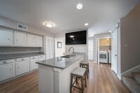 7935 Kendalia Dr photo'