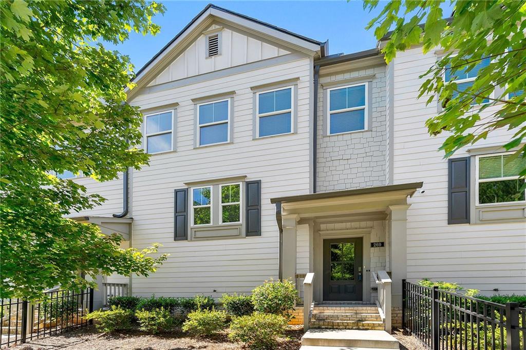 269 Vista Ln in Woodstock, GA - Building Photo