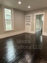 1018 W Sears St in Denison, TX - Building Photo - Building Photo