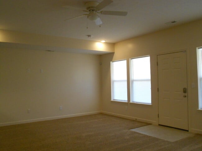 435-439 E 16th Ave in Columbus, OH - Building Photo - Building Photo