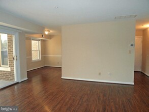 7902 Coriander Dr in Gaithersburg, MD - Building Photo - Building Photo