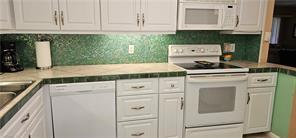 316 Tern Dr-Unit -652 in Naples, FL - Building Photo - Building Photo