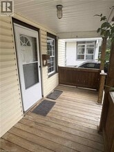 4 Marquis St in St Catharines, ON - Building Photo - Building Photo