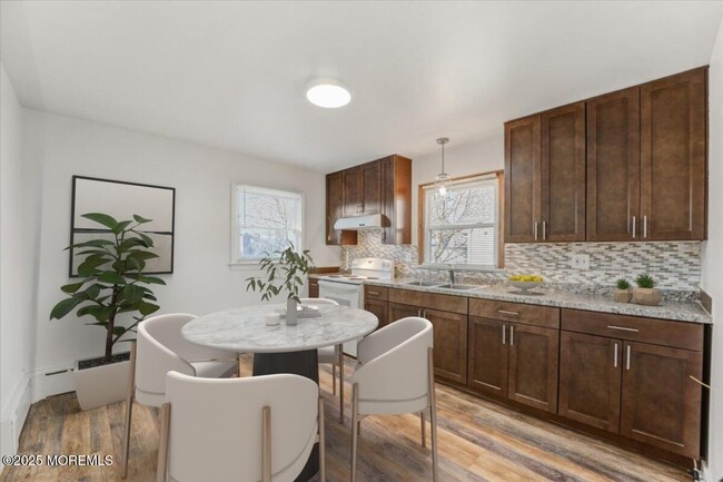 1 Gaston Ave in Raritan, NJ - Building Photo - Building Photo