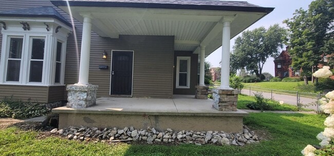 615 N 22nd St in St. Joseph, MO - Building Photo - Building Photo