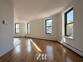 130 St Pauls Pl in Brooklyn, NY - Building Photo - Building Photo