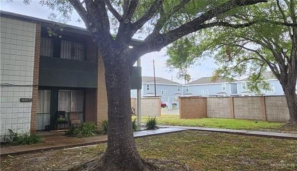 519 S 4th Ave in Edinburg, TX - Building Photo