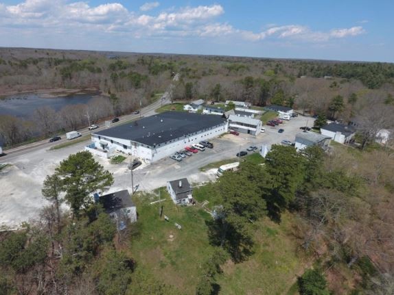 100 Great Neck Rd N in Mashpee, MA - Building Photo