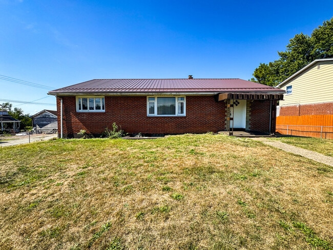 property at 11 Raymond St