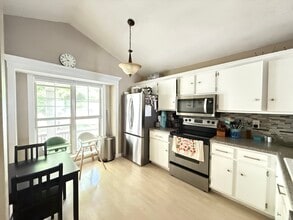 1022 Cobbler Ln in St. Peters, MO - Building Photo - Building Photo