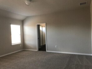 108 Cranbrook Ln in Hutto, TX - Building Photo - Building Photo