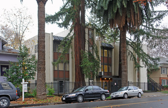 Big Trees Apartments in Sacramento, CA - Building Photo - Building Photo