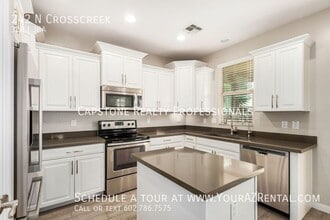 242 N Crosscreek Dr in Chandler, AZ - Building Photo - Building Photo