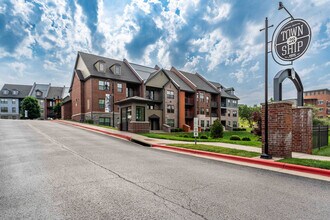Township 28 in Springfield, MO - Building Photo - Building Photo