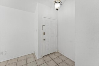 12206 Innsbruk Ct in Houston, TX - Building Photo - Building Photo