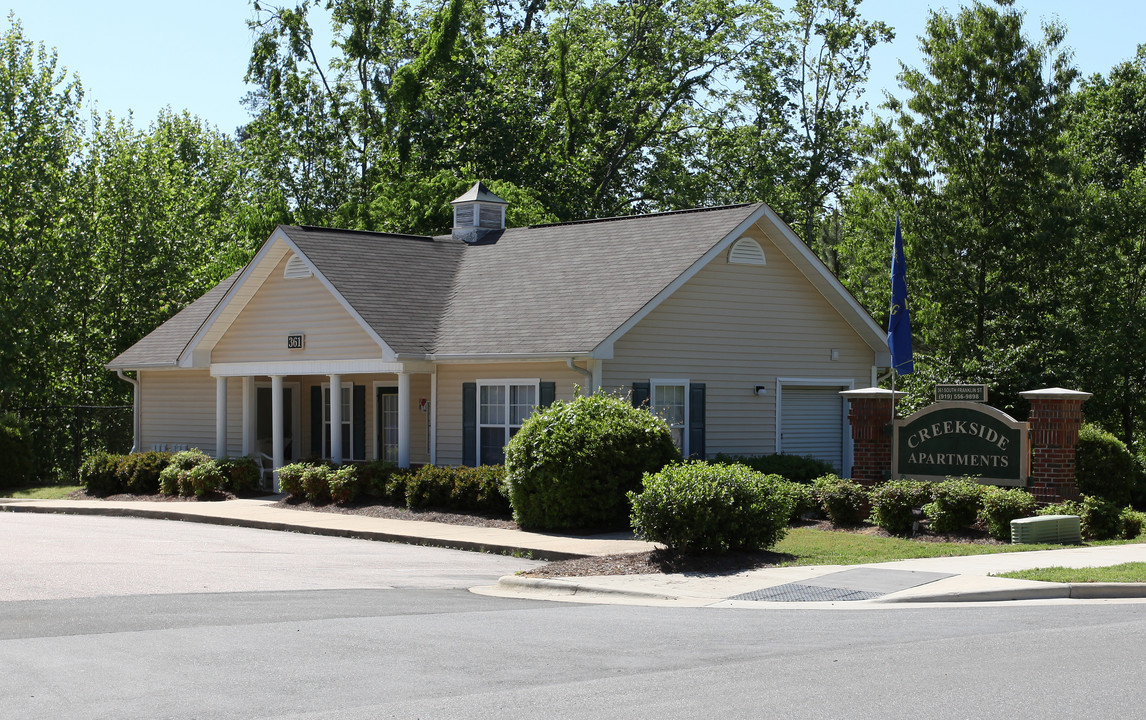 Creekside Apartments in Wake Forest, NC - Foto de edificio