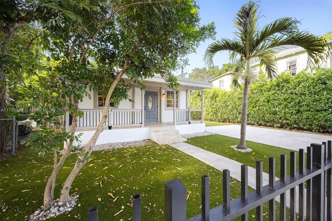 3564 William Ave in Miami, FL - Foto de edificio - Building Photo