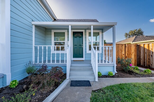 7881 Rosanna St in Gilroy, CA - Building Photo - Building Photo