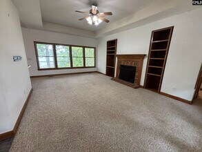 527 Superior Cir in Chapin, SC - Building Photo - Building Photo