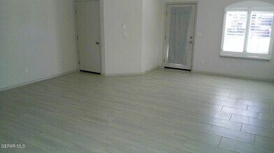 7441 Norte Mesa Ln in El Paso, TX - Building Photo - Building Photo