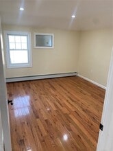 172-19 144th Rd in Queens, NY - Building Photo - Building Photo