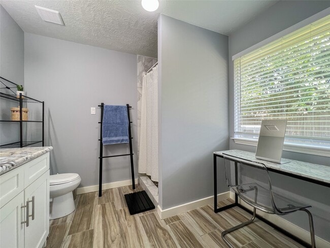 property at 1035 Wentworth Dr