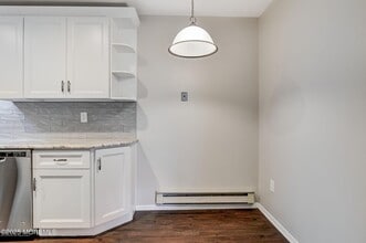 97 Arrowood Rd in Englishtown, NJ - Building Photo - Building Photo