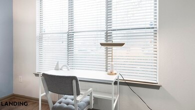 10051 Perimeter Station Dr, Unit 2-103 in Charlotte, NC - Foto de edificio - Building Photo