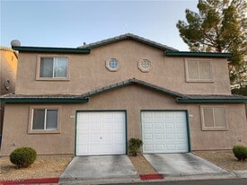 5615 Lago Ct in Las Vegas, NV - Building Photo