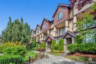 19439 1st Ave S, Unit Apt E3 in Normandy Park, WA - Building Photo - Building Photo