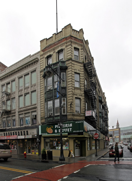 L'Enfant Building in Paterson, NJ - Building Photo