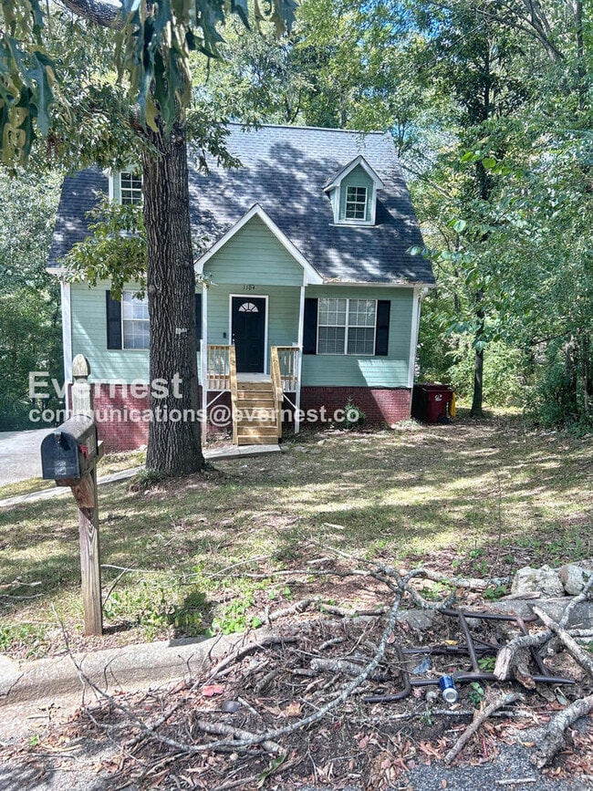 property at 1104 Oak Creek Trail