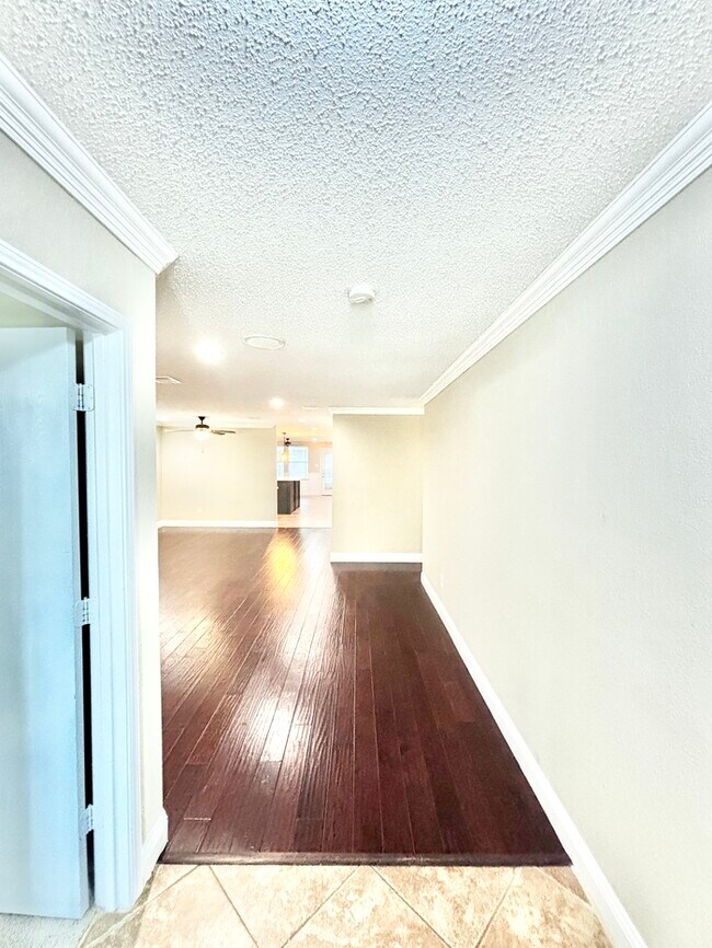 property at 2037 Shawnee Trail